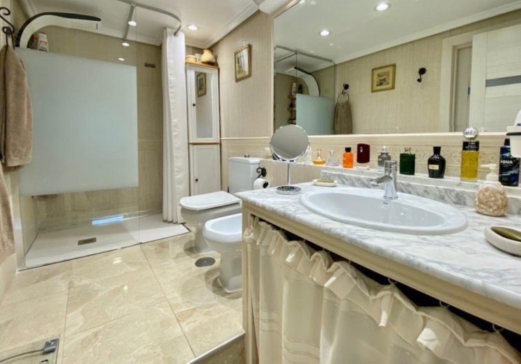 Segunda mano - Apartamento  - Torrevieja - Torre La Mata