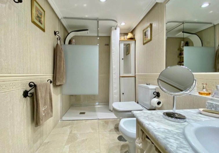Segunda mano - Apartamento  - Torrevieja - Torre La Mata