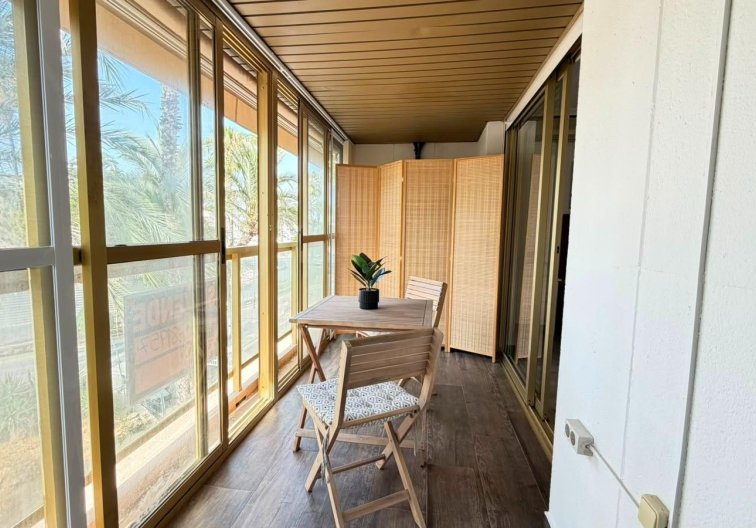 Wiederverkauf - Wohnung - Torrevieja - Centro - Muelle Pesquero