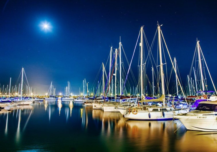 Wiederverkauf - Wohnung - Torrevieja - Centro - Muelle Pesquero