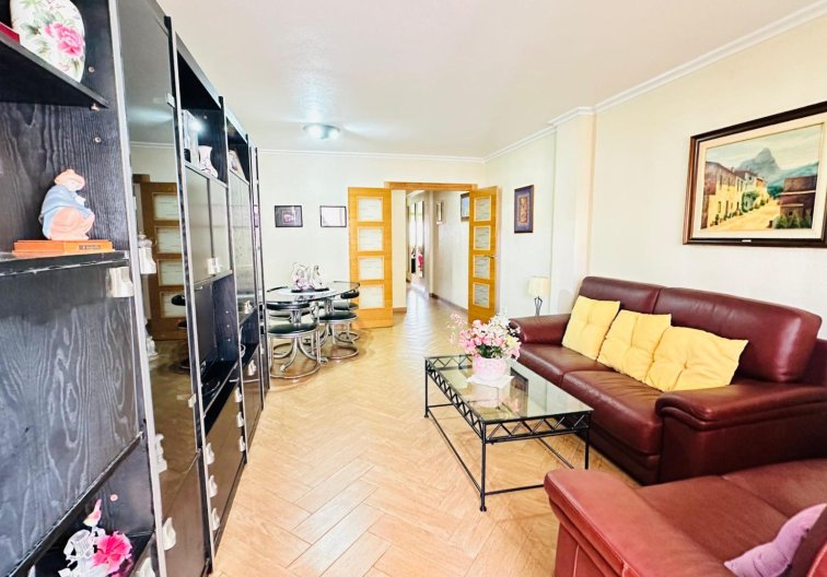 Revente - Appartement - Torrevieja - Centro