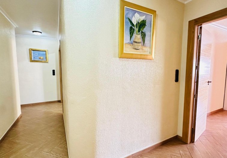 Revente - Appartement - Torrevieja - Centro