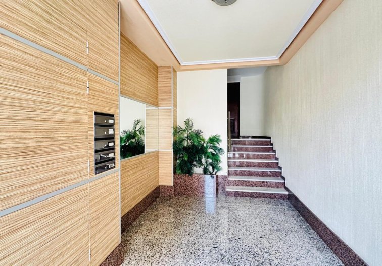 Revente - Appartement - Torrevieja - Centro