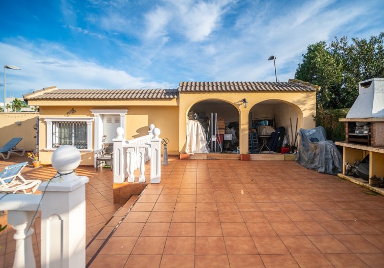 Revente - villa - Torrevieja - Costa Blanca