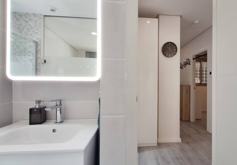 Segunda mano - Apartamento  - Orihuela Costa - Los Dolses