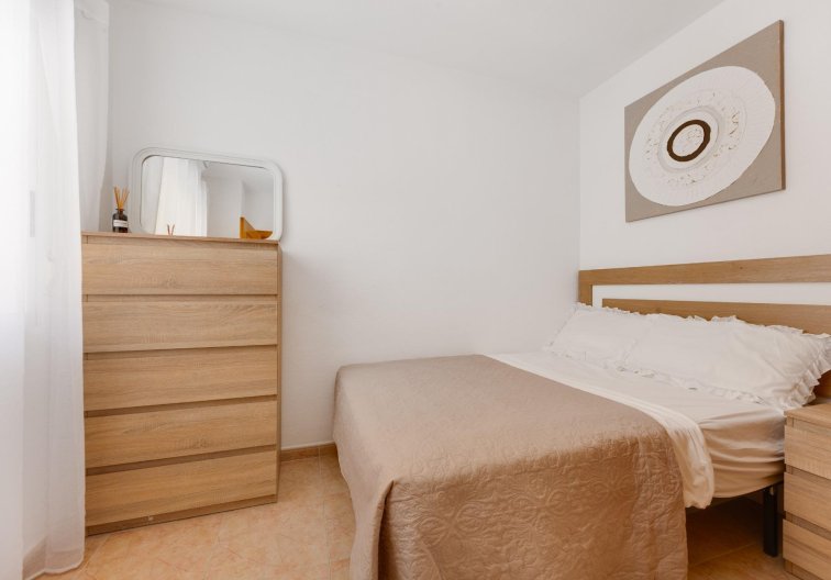 Wiederverkauf - Wohnung - Torrevieja - Centro