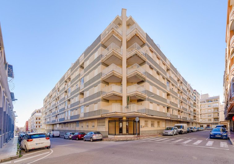 Wiederverkauf - Wohnung - Torrevieja - Centro