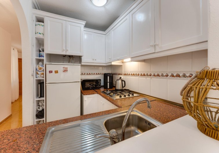 Wiederverkauf - Wohnung - Torrevieja - Centro