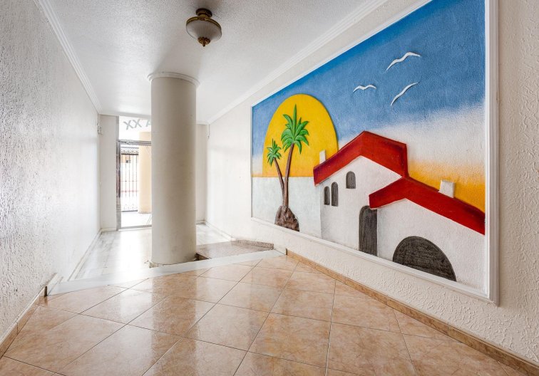 Wiederverkauf - Wohnung - Torrevieja - Centro