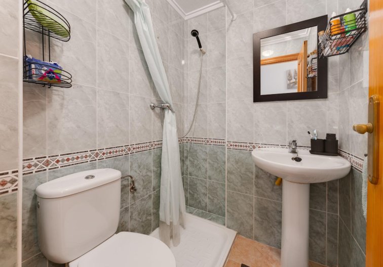 Wiederverkauf - Wohnung - Torrevieja - Centro