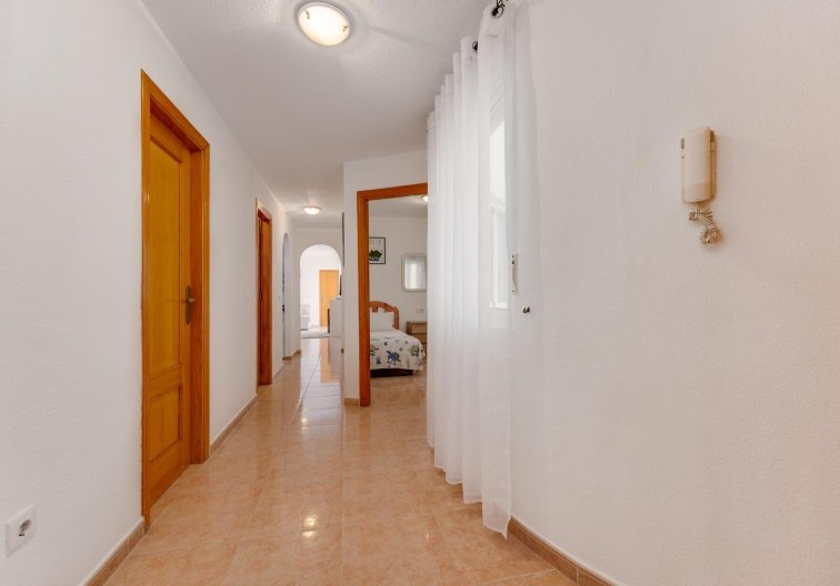 Wiederverkauf - Wohnung - Torrevieja - Centro