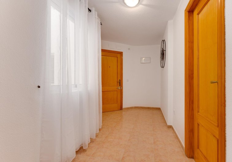 Wiederverkauf - Wohnung - Torrevieja - Centro
