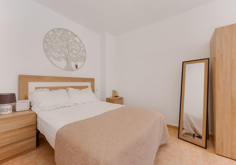 Wiederverkauf - Wohnung - Torrevieja - Centro