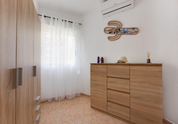 Wiederverkauf - Wohnung - Torrevieja - Centro