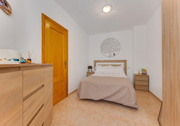 Wiederverkauf - Wohnung - Torrevieja - Centro