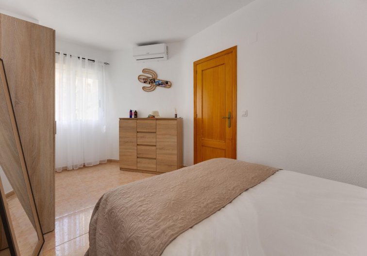 Wiederverkauf - Wohnung - Torrevieja - Centro