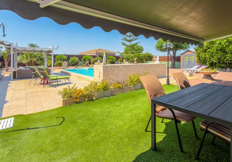Herverkoop - villa - Catral - Costa Blanca