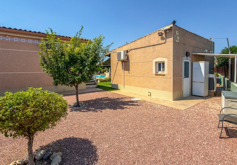 Herverkoop - villa - Catral - Costa Blanca