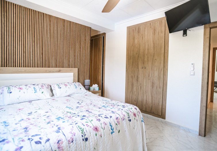 Wiederverkauf - villa - La Marina - Costa Blanca
