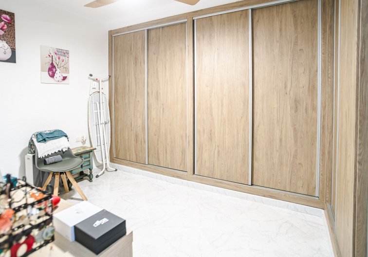 Wiederverkauf - villa - La Marina - Costa Blanca