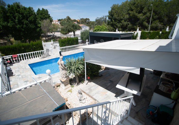 Wiederverkauf - villa - La Marina - Costa Blanca