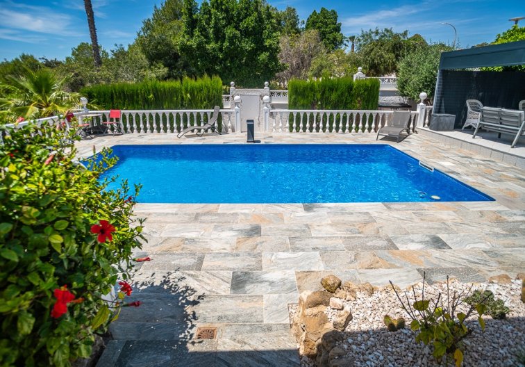 Wiederverkauf - villa - La Marina - Costa Blanca