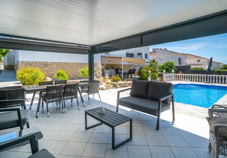 Wiederverkauf - villa - La Marina - Costa Blanca