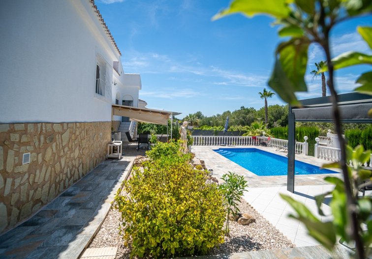 Wiederverkauf - villa - La Marina - Costa Blanca