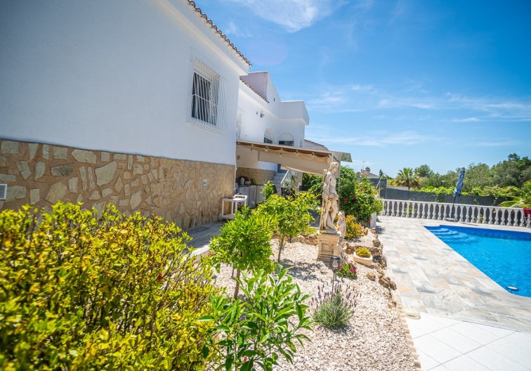 Wiederverkauf - villa - La Marina - Costa Blanca