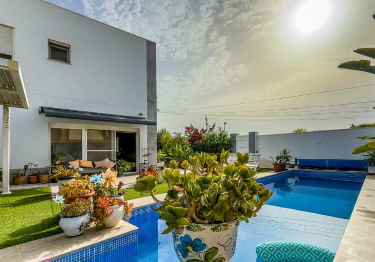Revente - villa - Torrevieja - Costa Blanca