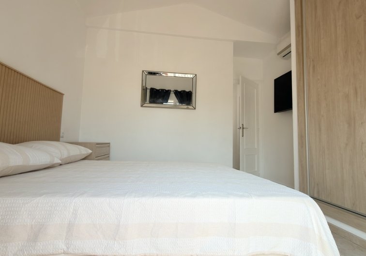 Revente - villa - Orihuela Costa - Costa Blanca