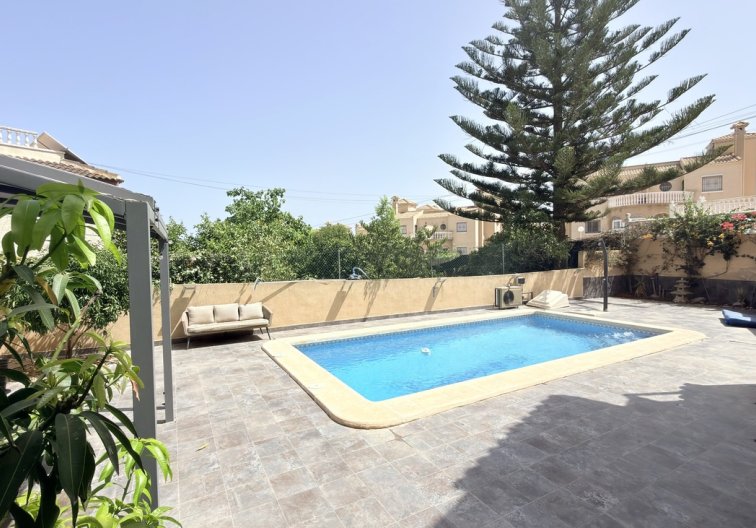 Revente - villa - Orihuela Costa - Costa Blanca