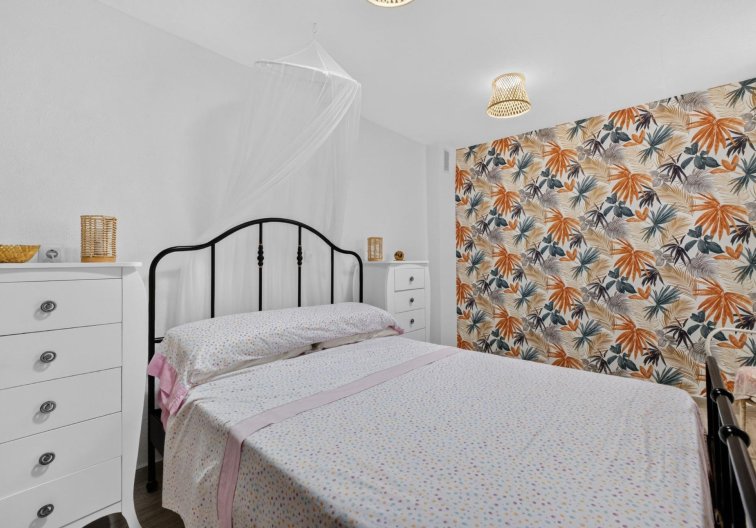 Resale - Apartment - Torrevieja - Playa del Cura