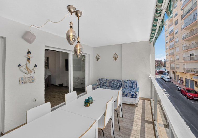 Resale - Apartment - Torrevieja - Playa del Cura
