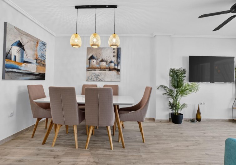 Resale - Apartment - Torrevieja - Playa del Cura