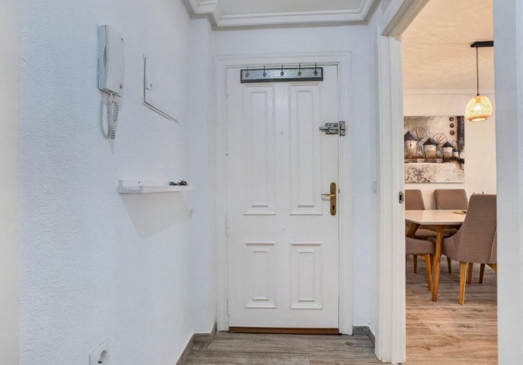 Resale - Apartment - Torrevieja - Playa del Cura