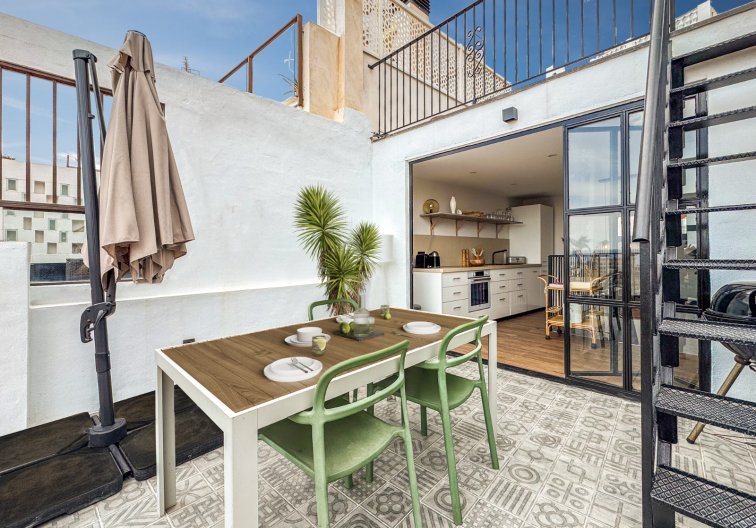 Wiederverkauf - town house - Alicante - Costa Blanca