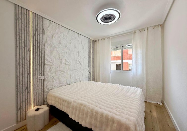 Resale - Apartment - Torrevieja - Playa del Cura