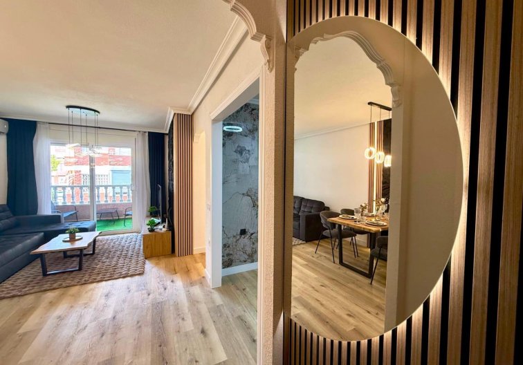 Resale - Apartment - Torrevieja - Playa del Cura