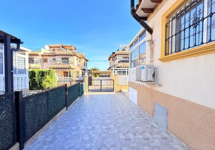 Wiederverkauf - town house - Orihuela Costa - Las Filipinas