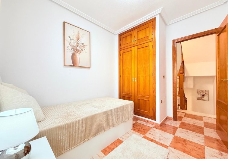 Wiederverkauf - town house - Orihuela Costa - Las Filipinas