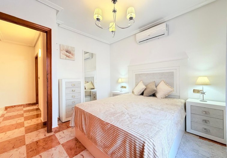 Wiederverkauf - town house - Orihuela Costa - Las Filipinas