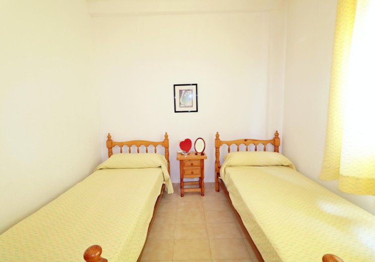 Resale - Bungalow - Torrevieja - El Acequión - Los Náufragos