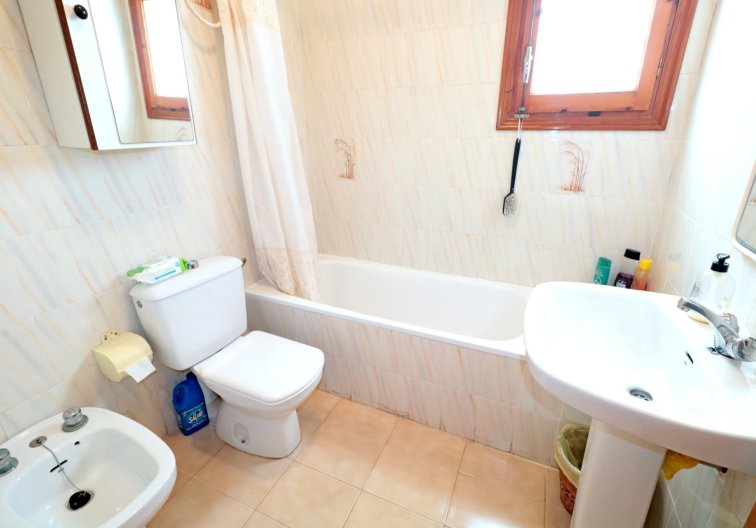 Resale - Bungalow - Torrevieja - El Acequión - Los Náufragos