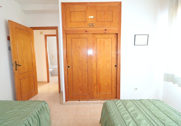 Resale - Bungalow - Torrevieja - El Acequión - Los Náufragos