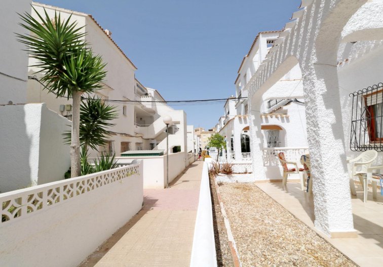 Resale - Bungalow - Torrevieja - El Acequión - Los Náufragos