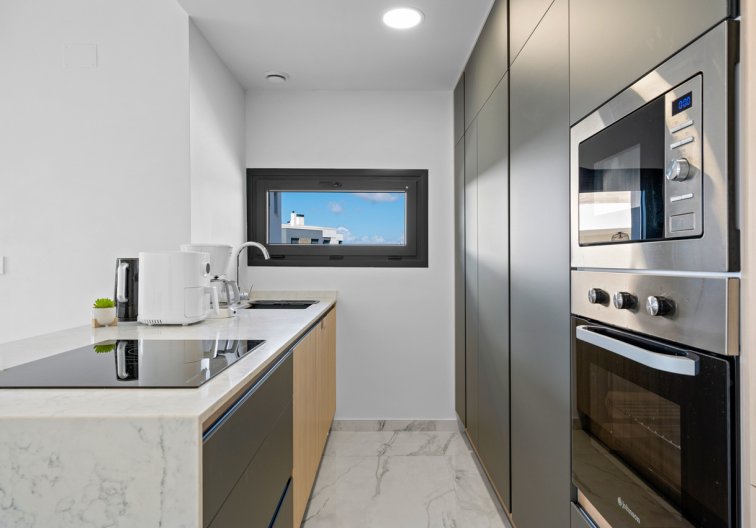 Resale - Apartment - Villamartin - Costa Blanca