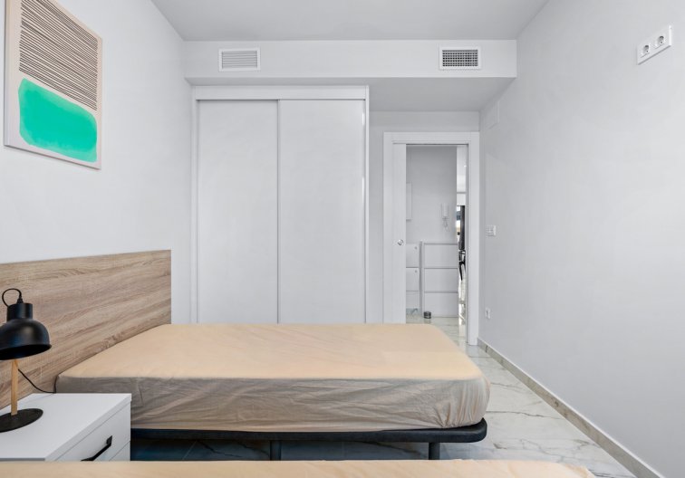 Resale - Apartment - Villamartin - Costa Blanca