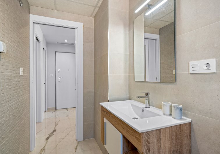 Resale - Apartment - Villamartin - Costa Blanca