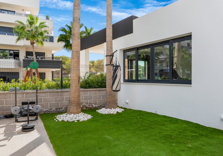 Resale - Apartment - Villamartin - Costa Blanca